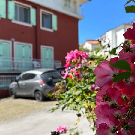 S179 - Sirolo, Trilocale In Cento Completamente Accessoriato Apartamento Sirolo